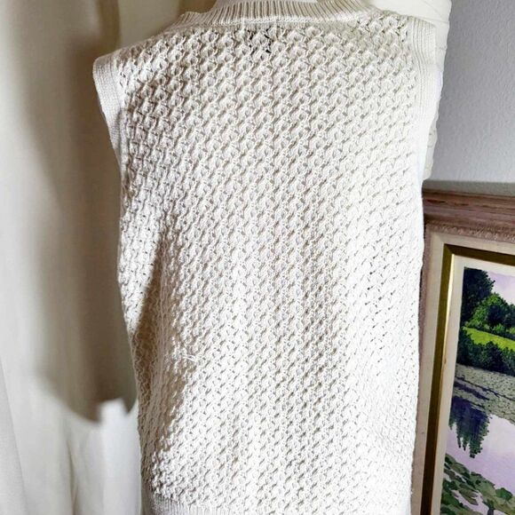 ANEW DAY WHITE sleeveless tops size L.color White .Lightly used - Picture 6 of 9